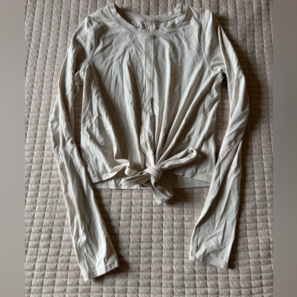 lululemon athletica Cream Long Sleeve Tee